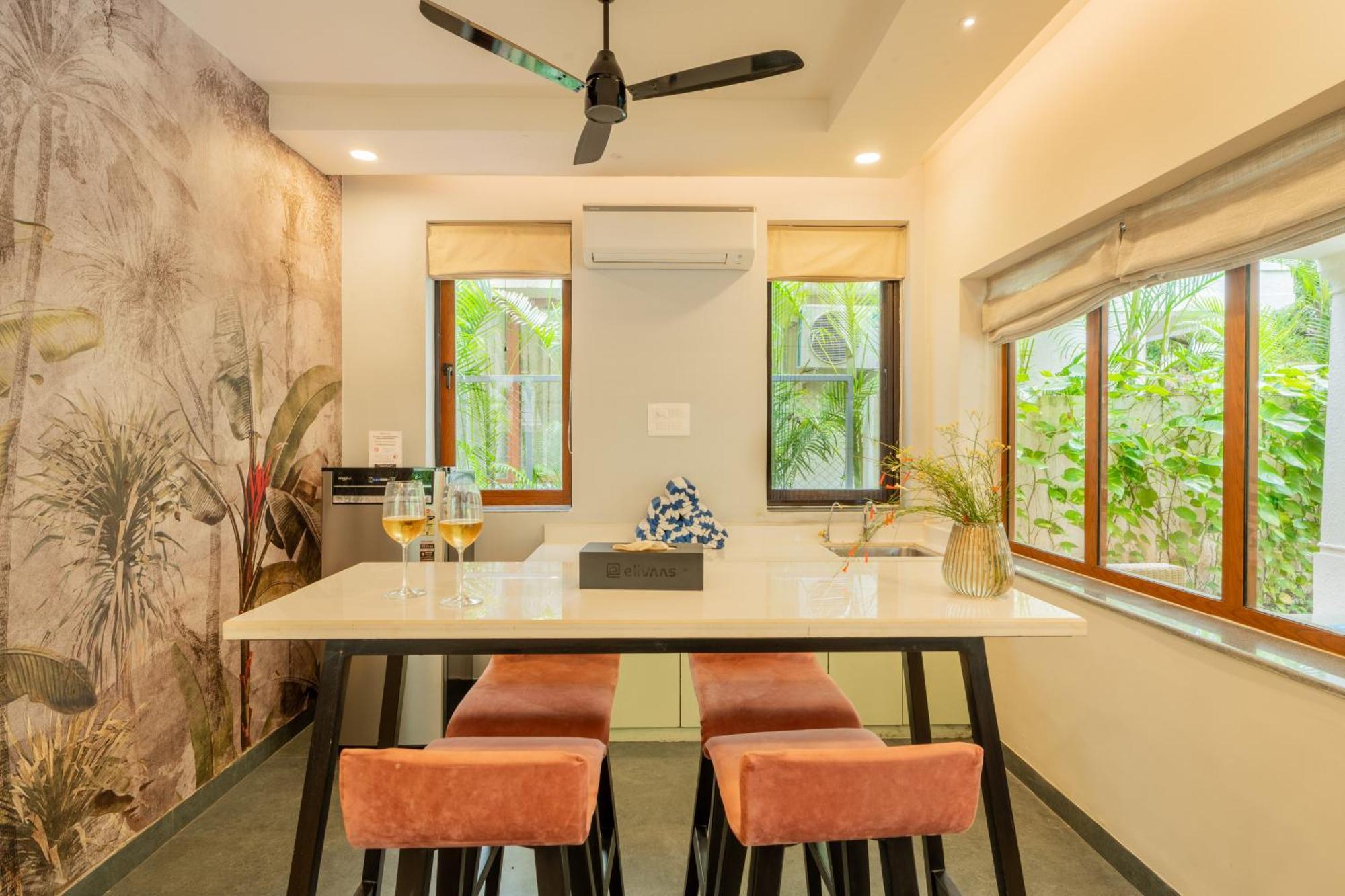 Elivaas 3 Bhk Pvt Pool & Bar - Villa Valerie Oxel Kültér fotó